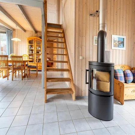 בית נופש Skandinavisches In Mirow *